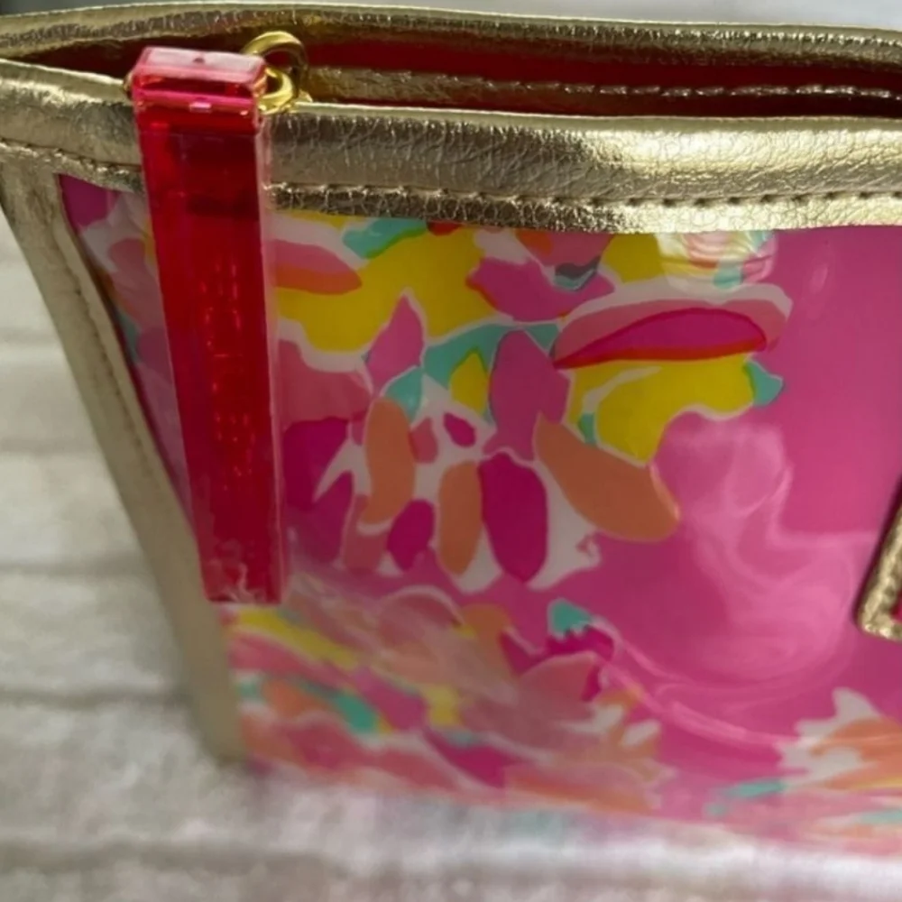 Lilly Pulitzer x Estée Lauder  Floral Make Up Bag - NWOT